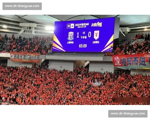 足协杯焦点夜申花与鲁能再度狭路相逢谁能抢下四强入场券